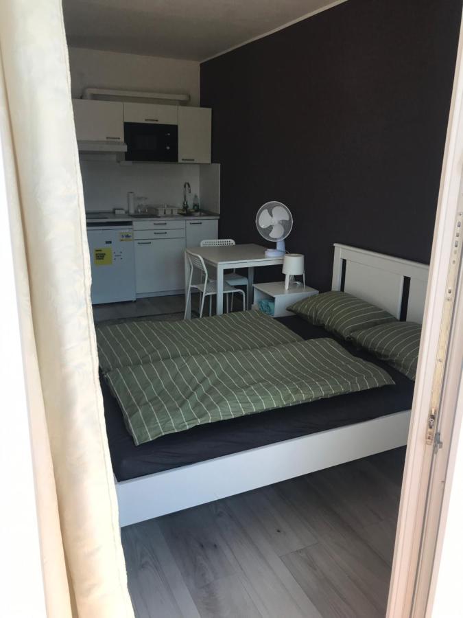 Roland Apartment Westnd Budapest Eksteriør billede