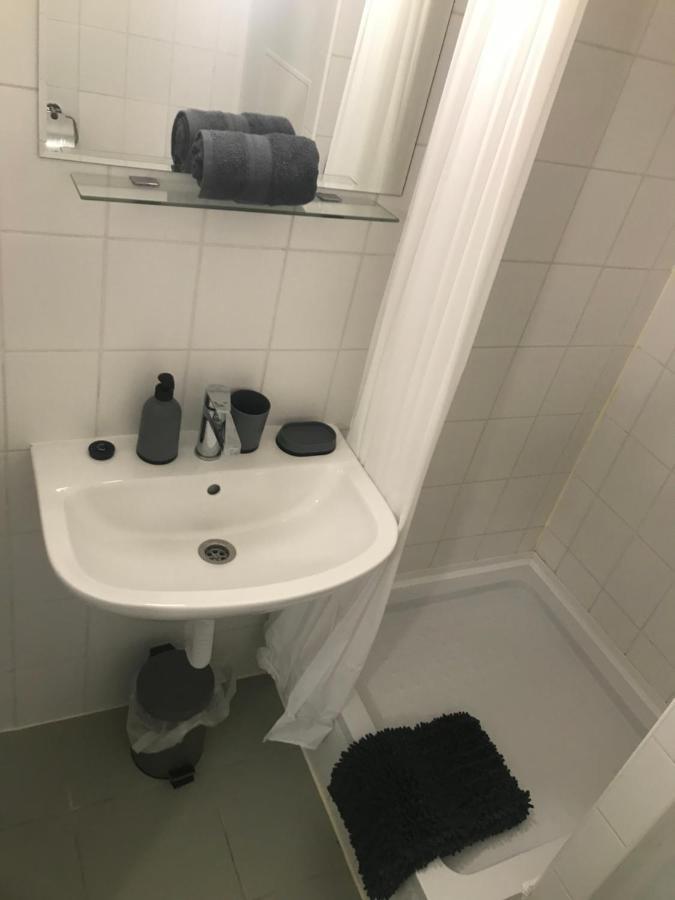 Roland Apartment Westnd Budapest Eksteriør billede