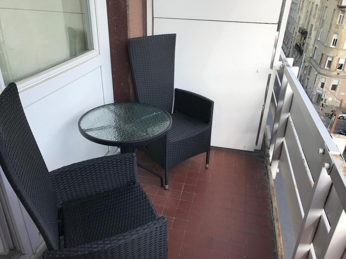 Roland Apartment Westnd Budapest Eksteriør billede
